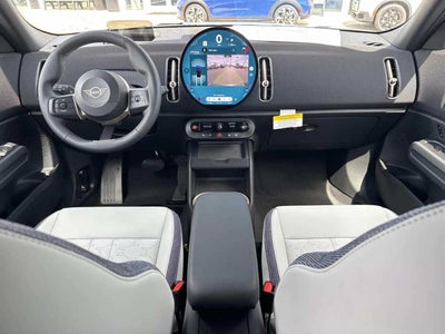 2026 MINI COUNTRYMAN OXFORD EDITION