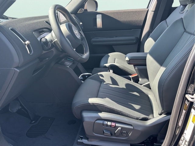 2027 MINI COUNTRYMAN ICONIC