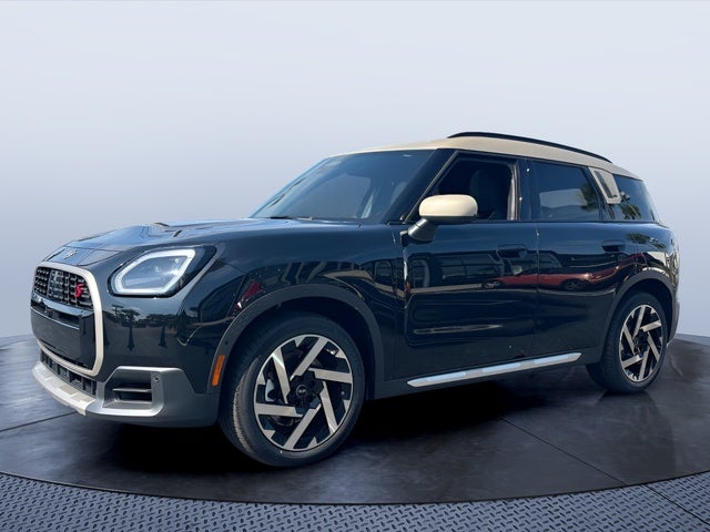 2027 MINI COUNTRYMAN ICONIC