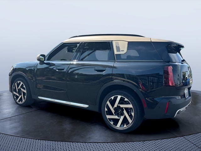 2027 MINI COUNTRYMAN ICONIC