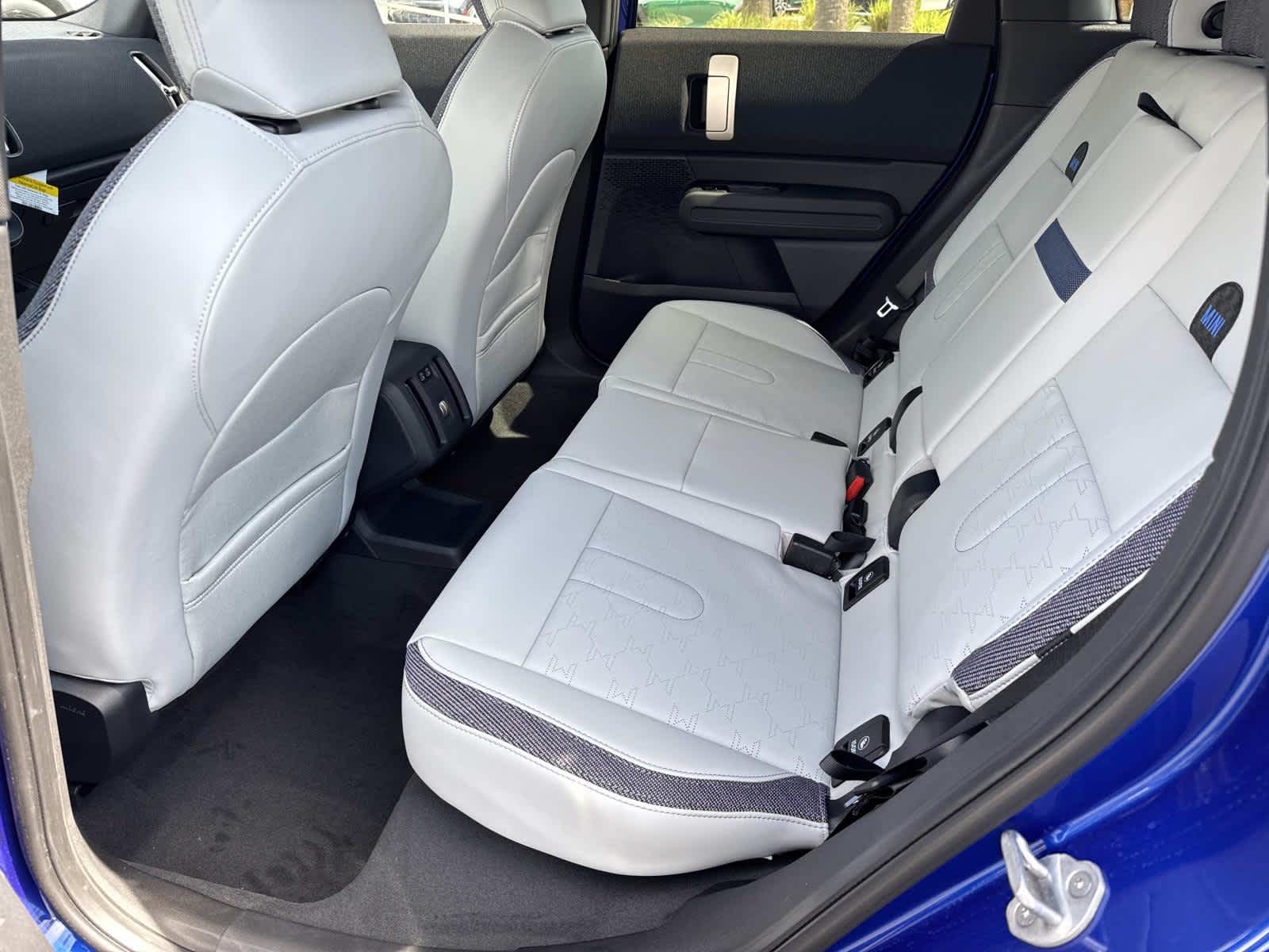 2026 MINI COUNTRYMAN OXFORD EDITION