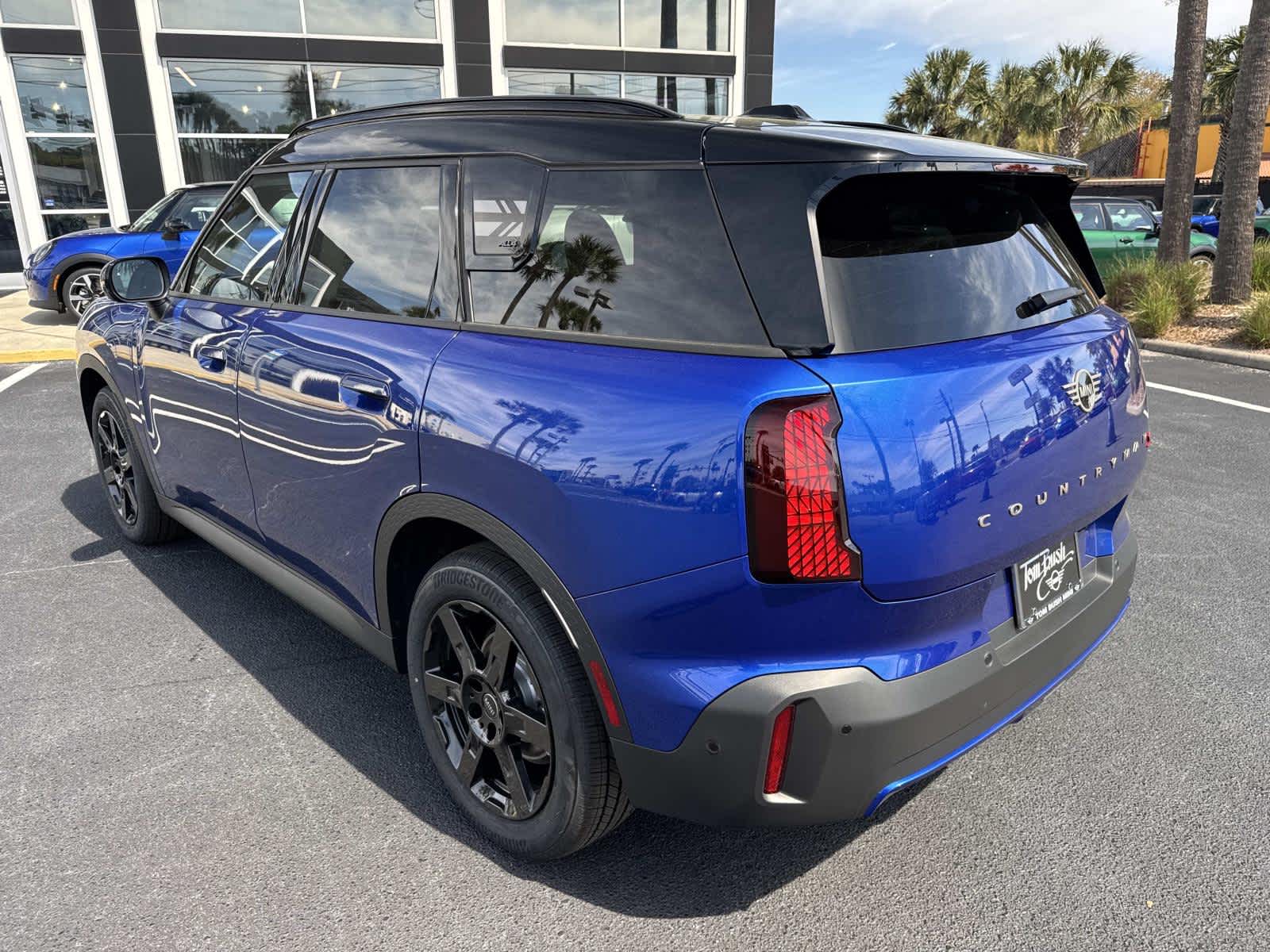 2026 MINI COUNTRYMAN OXFORD EDITION