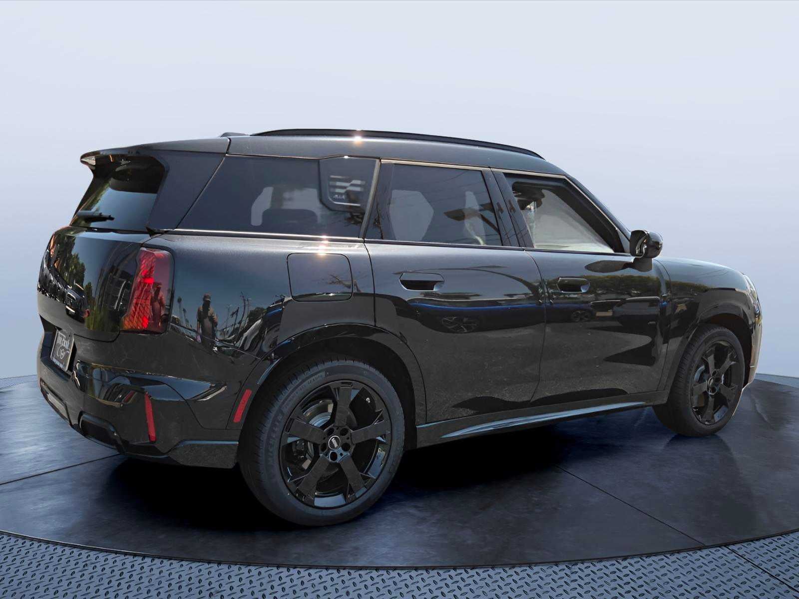 2026 MINI COUNTRYMAN ICONIC