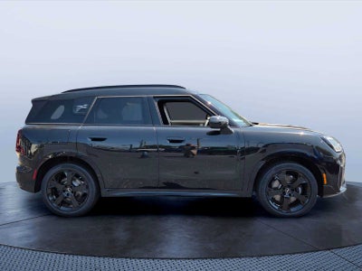 2026 MINI COUNTRYMAN ICONIC