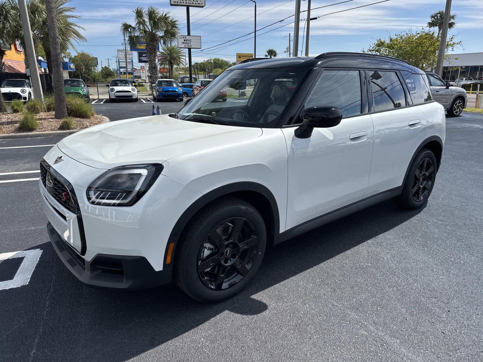 2026 MINI COUNTRYMAN OXFORD EDITION
