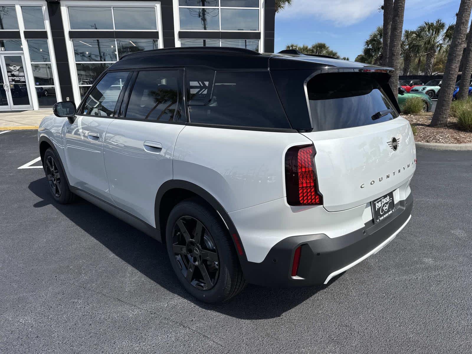 2026 MINI COUNTRYMAN OXFORD EDITION